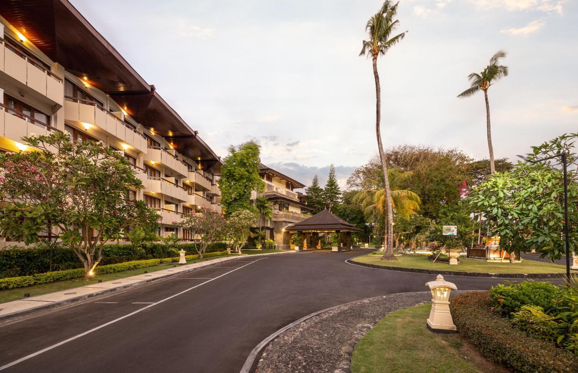 Prama Sanur Beach Bali מראה חיצוני תמונה The Royal Thai Hotel